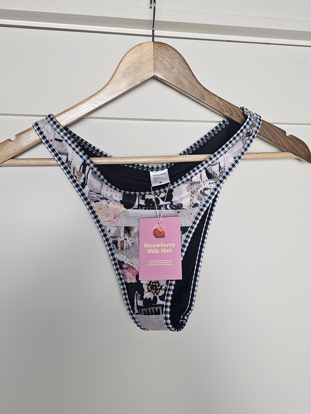 Strawberry Milk Mob Bikini Bottom Big Apple All Over Print Size Medium NWT
